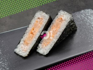Онигири с гребешком